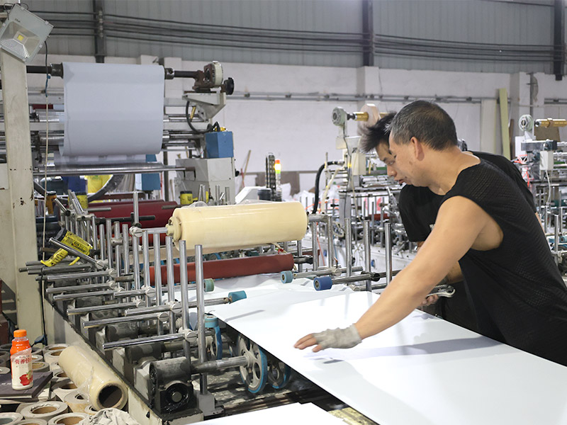 Как производятся ПВХ панели?