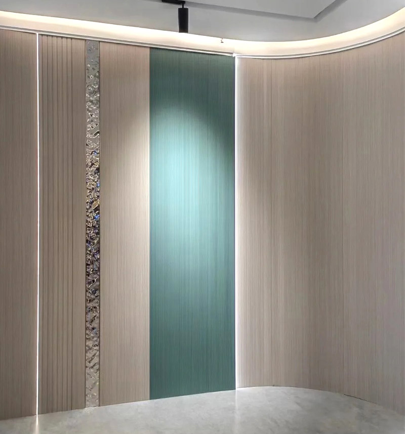 Обшить изогнутую стену панелями