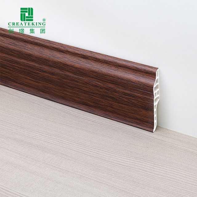 Многофункциональный плинтус из ПВХ 68*16 мм