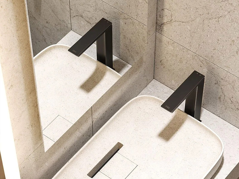 Мраморный лист ПВХ в ванной комнате