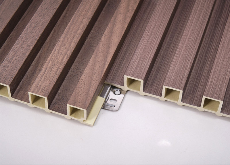 Стеновые панели из ПВХ с рифлением 169*20 мм.