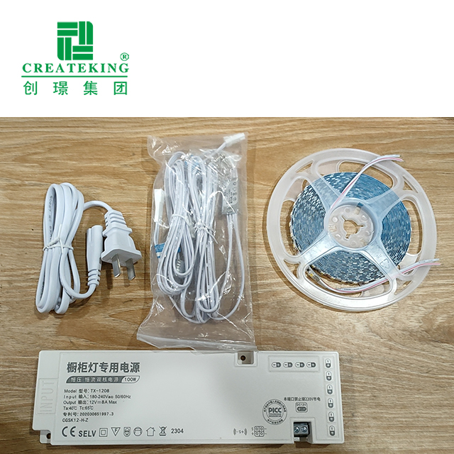 Специальные экструдированные универсальные алюминиевые плинтусы