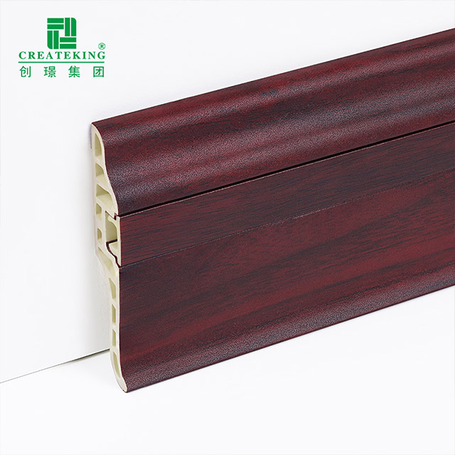 Плинтус из ягненка из ПВХ 68*17 мм