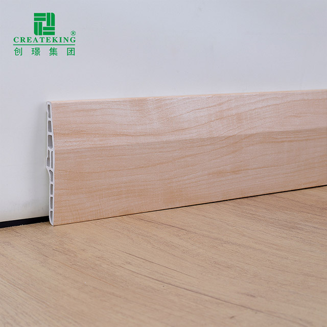 Полый плинтус из ПВХ с фаской 100*15 мм