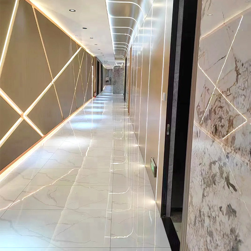 Стеновые панели WPC для стены внутреннего коридора