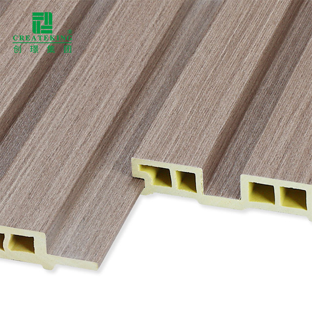 Рифленая стеновая панель WPC