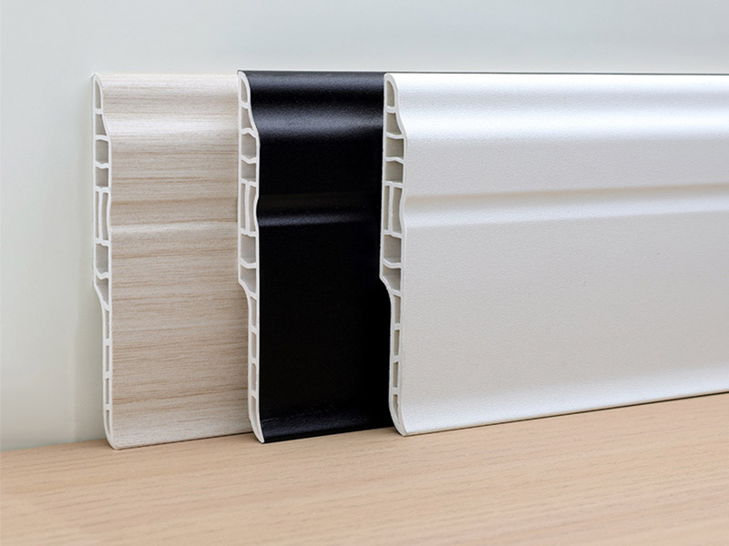 Плинтус с языком ягненка из ПВХ 95*15,5 мм