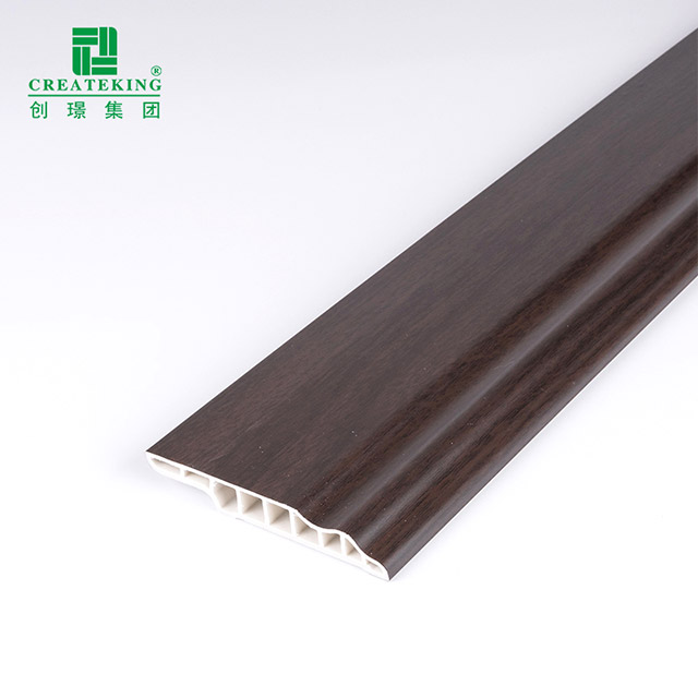 Плинтус для языка ягнят из ПВХ 100*15 мм