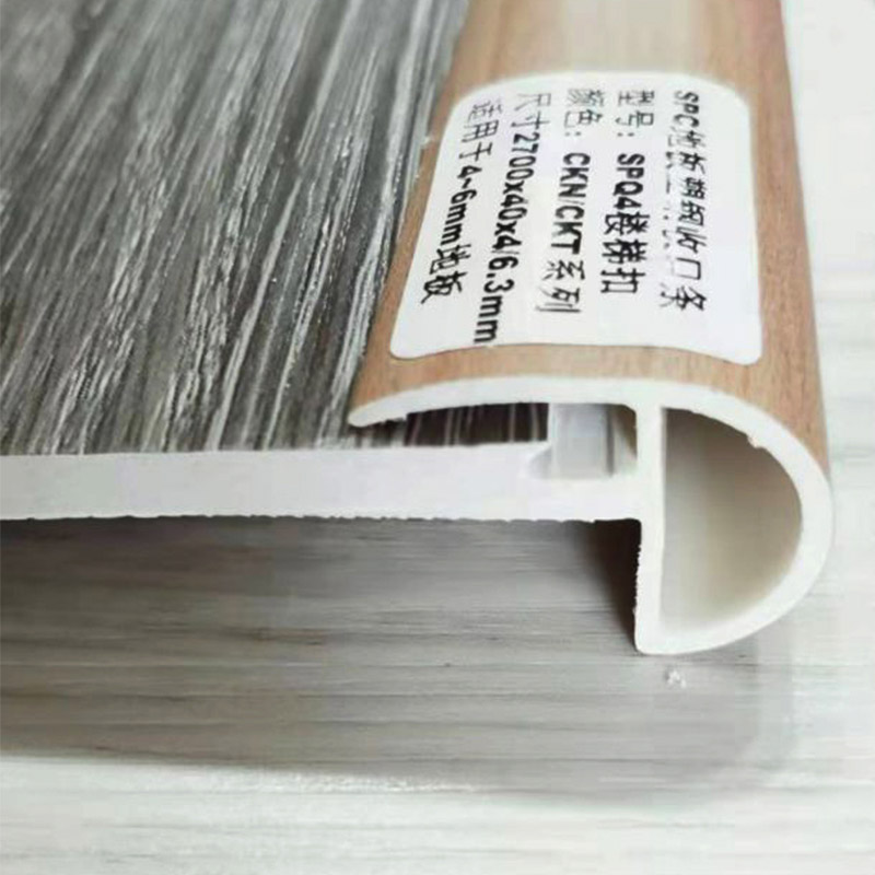 Нос лестницы круглой формы SPC 40*19,75 мм